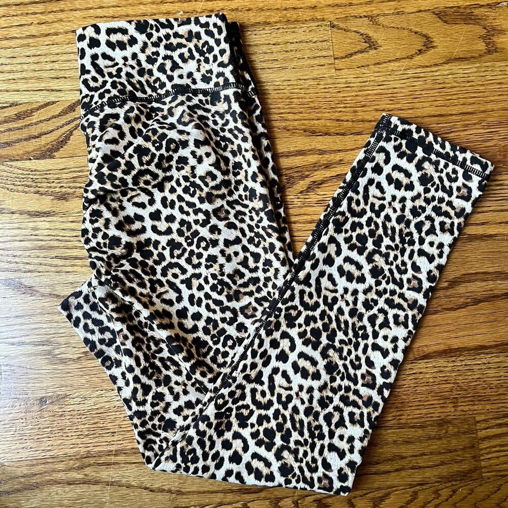 ZYIA Active Leopard Brilliant Scrunchy What High Rise Leggings Wom Size 6-8 EUC